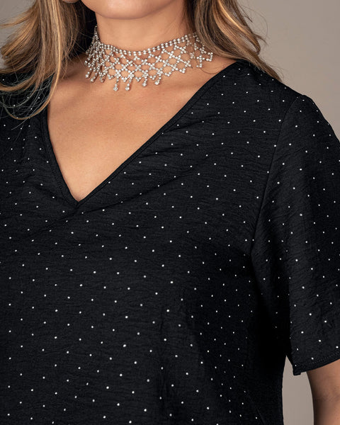 Blusa manga corta con apliques brillantes#color_700-negro