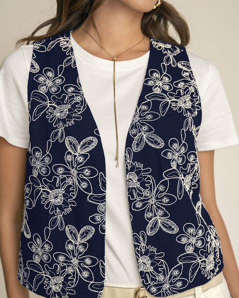 Chaleco sin mangas abierto en tela bordada#color_c42-azul-oscuro