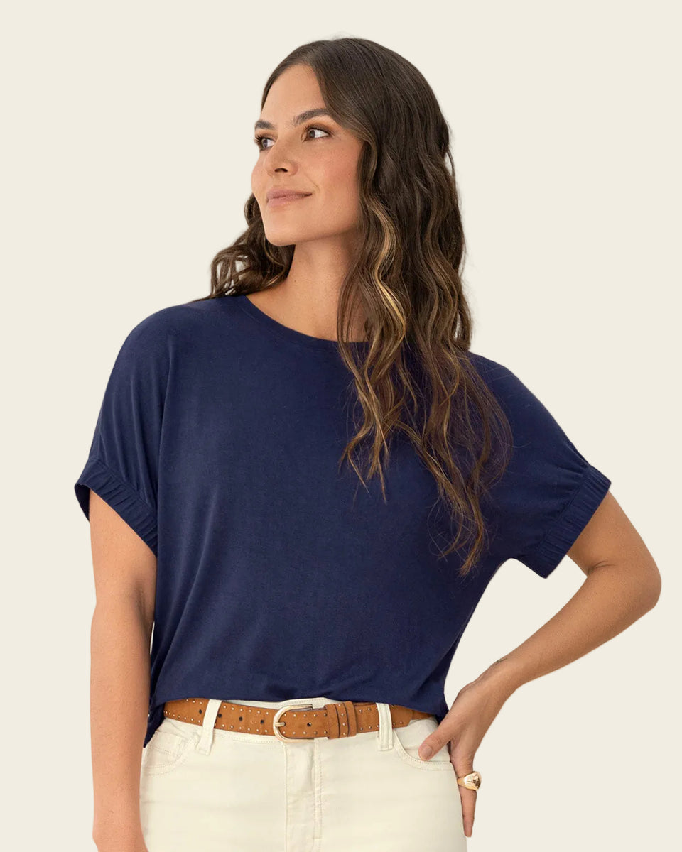 Blusa básica manga corta con elástico ancho