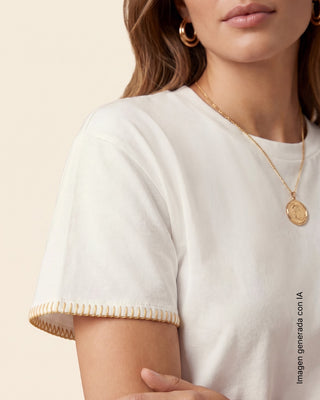 Blusa amplia con puntadas en mangas#color_018-marfil