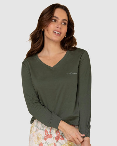 Blusa manga larga en tejido de punto#color_601-verde-militar