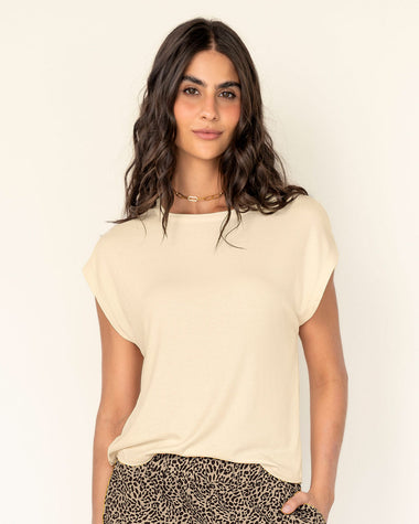 Blusa manga corta y rodada de silueta amplia#color_018-marfil