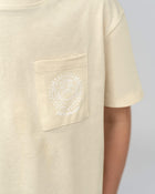 Camiseta manga corta con bolsillo frontal para niño