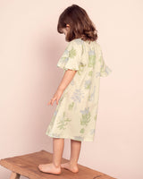 Bata corta de pijama para niña#color_002-blanco-estampado