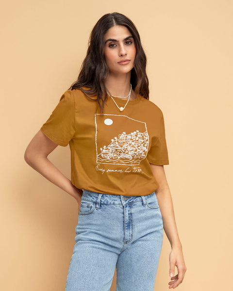 Blusa en algodón manga corta con estampado localizado#color_847-mostaza