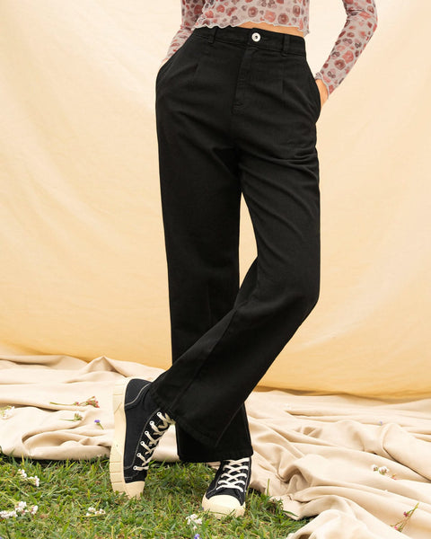 Cómo lucir los jeans talle alto tipo cargo y wide leg? - Costa Rica