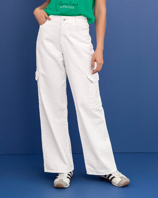Jean ruedo ancho con bolsillos estilo cargo#color_000-blanco