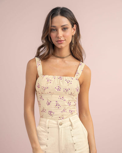 Blusa sin mangas con escote recto#color_145-estampado-flores-moradas