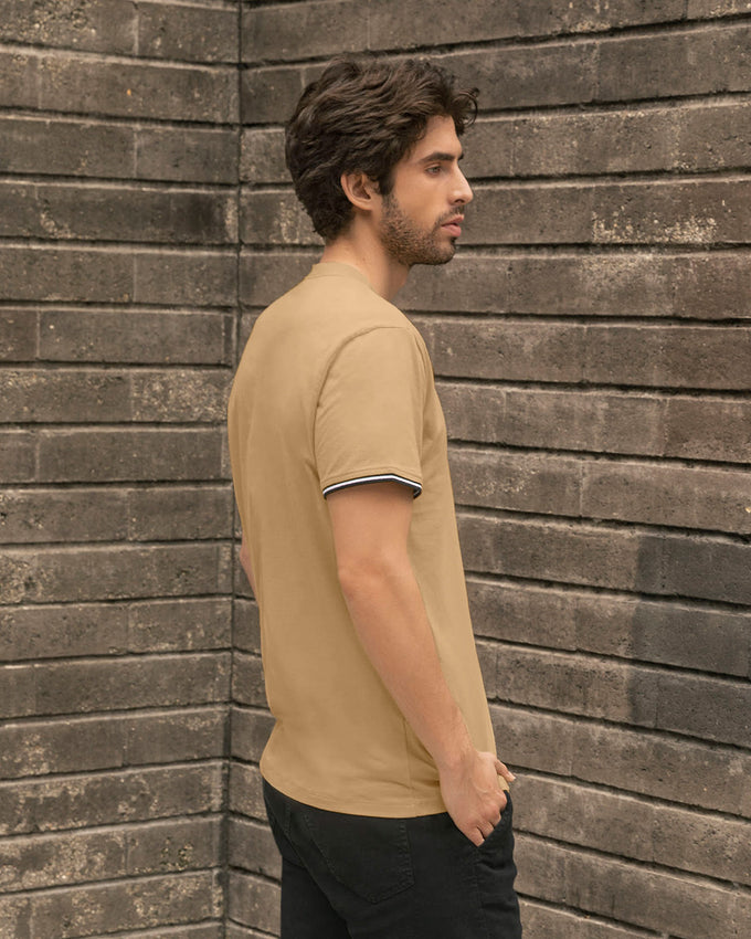 Camiseta manga corta con puños tejidos#color_802-cafe-claro