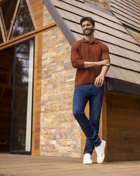 Camiseta tipo polo manga larga con logo bordado en frente#color_174-rojo-ladrillo