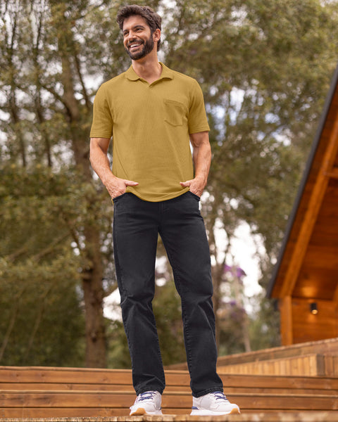 Blusa tipo polo con bolsillo en frente#color_847-mostaza