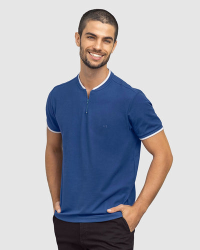 Blusa cuello henley con cierre en frente#color_517-azul