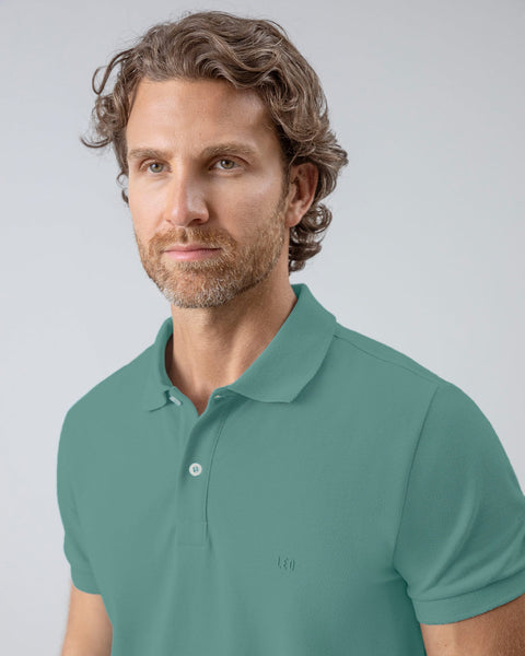 camiseta-tipo-polo-manga-corta-masculina#color_063-verde-azul-palido