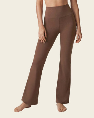 Legging ruedo recto con control de abdomen#color_c23-cafe