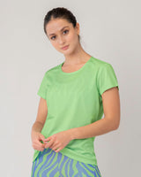 Camiseta deportiva de secado rápido y silueta semiajustada#color_618-verde