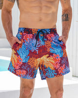 Pantaloneta de baño masculina elaborada con material de pet reciclado#color_382-fondo-vino