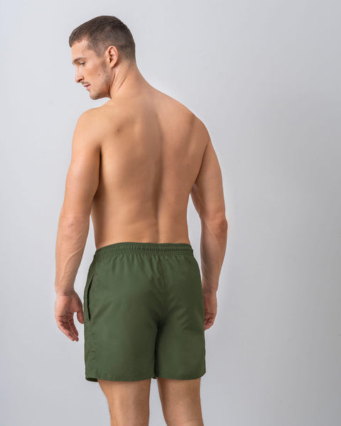 Pantaloneta corta de baño para hombre elaborada con pet reciclado#color_610-verde