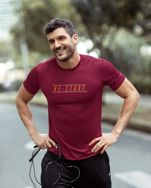 Camiseta deportiva de tacto suave con acabado antibacterial#color_349-vino