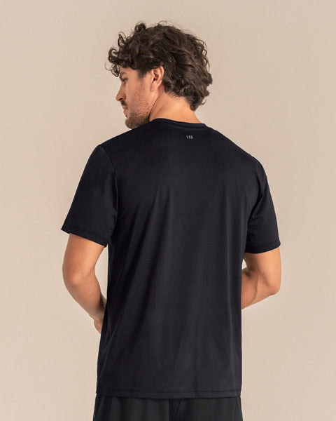 Camiseta deportiva de tacto suave con acabado antibacterial#color_700-negro