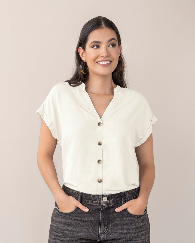 Blusa manga corta silueta semiajustada perilla funcional#color_018-marfil