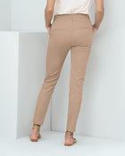 Pantalón skinny de tiro medio con bolsillos delanteros funcionales