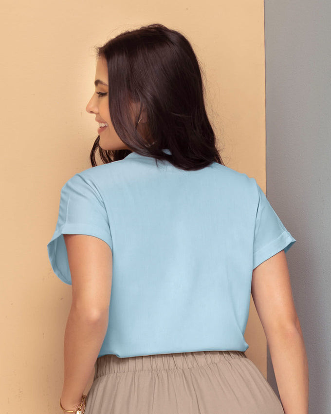 Blusa manga corta con cuello en v#color_022-azul-claro