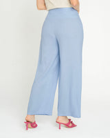 Pantalón de tiro alto con cintura ajustada#color_571-azul-claro
