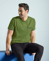 Camiseta manga corta con puños tejidos#color_198-verde-pradera